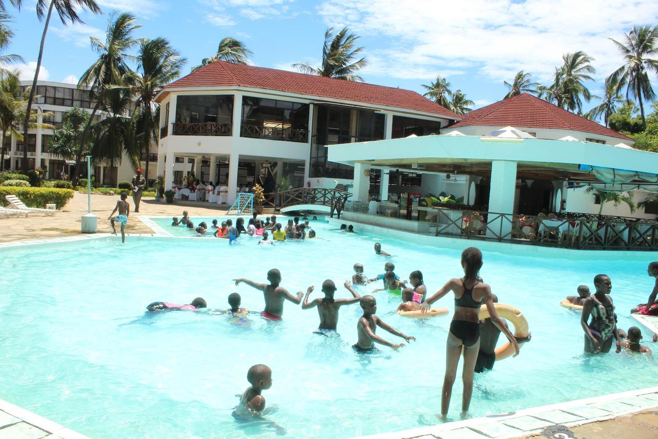 North Coast Beach Hotel Kikambala 外观 照片